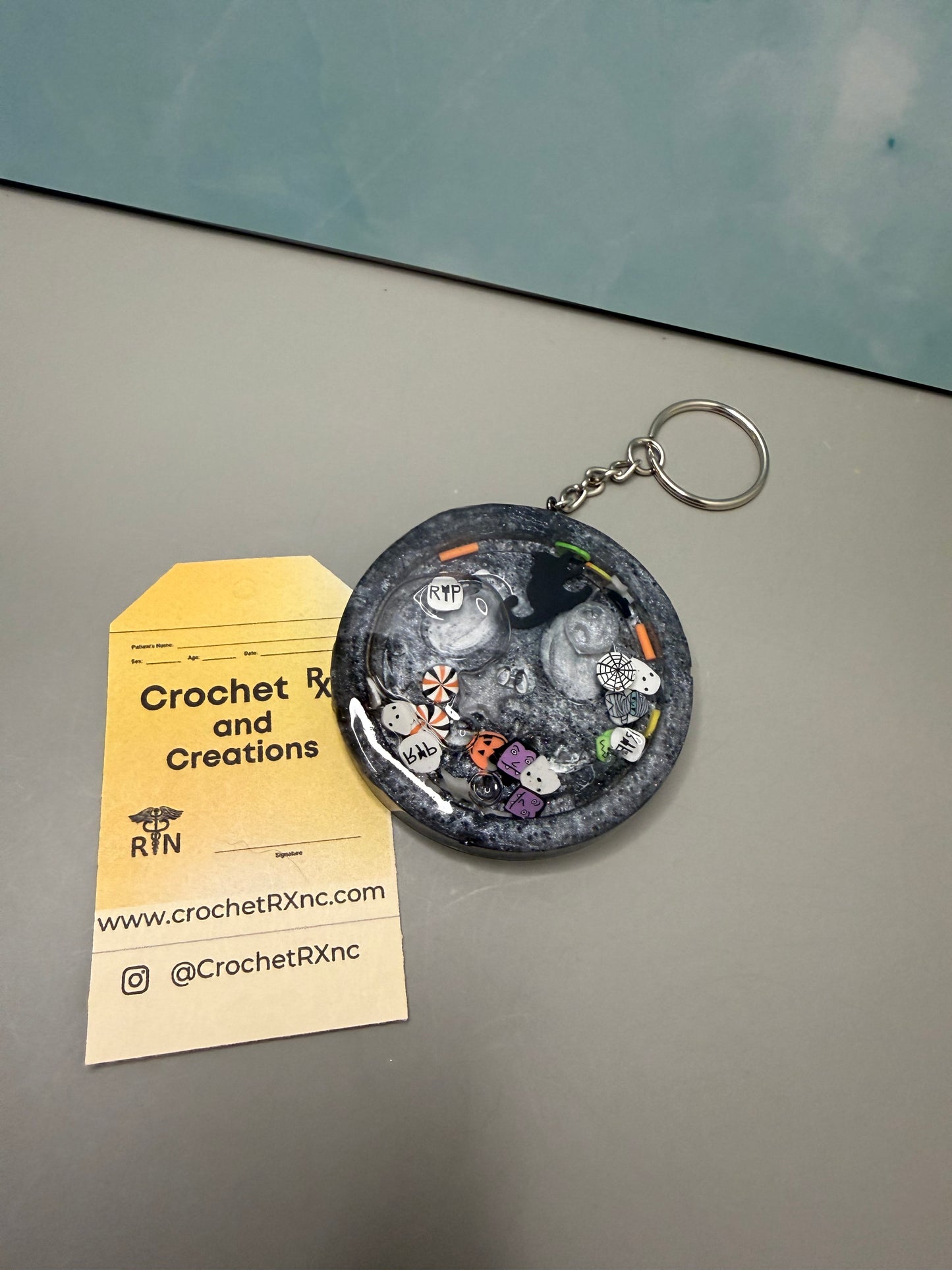 Halloween Snow Globe Shaker Keychains