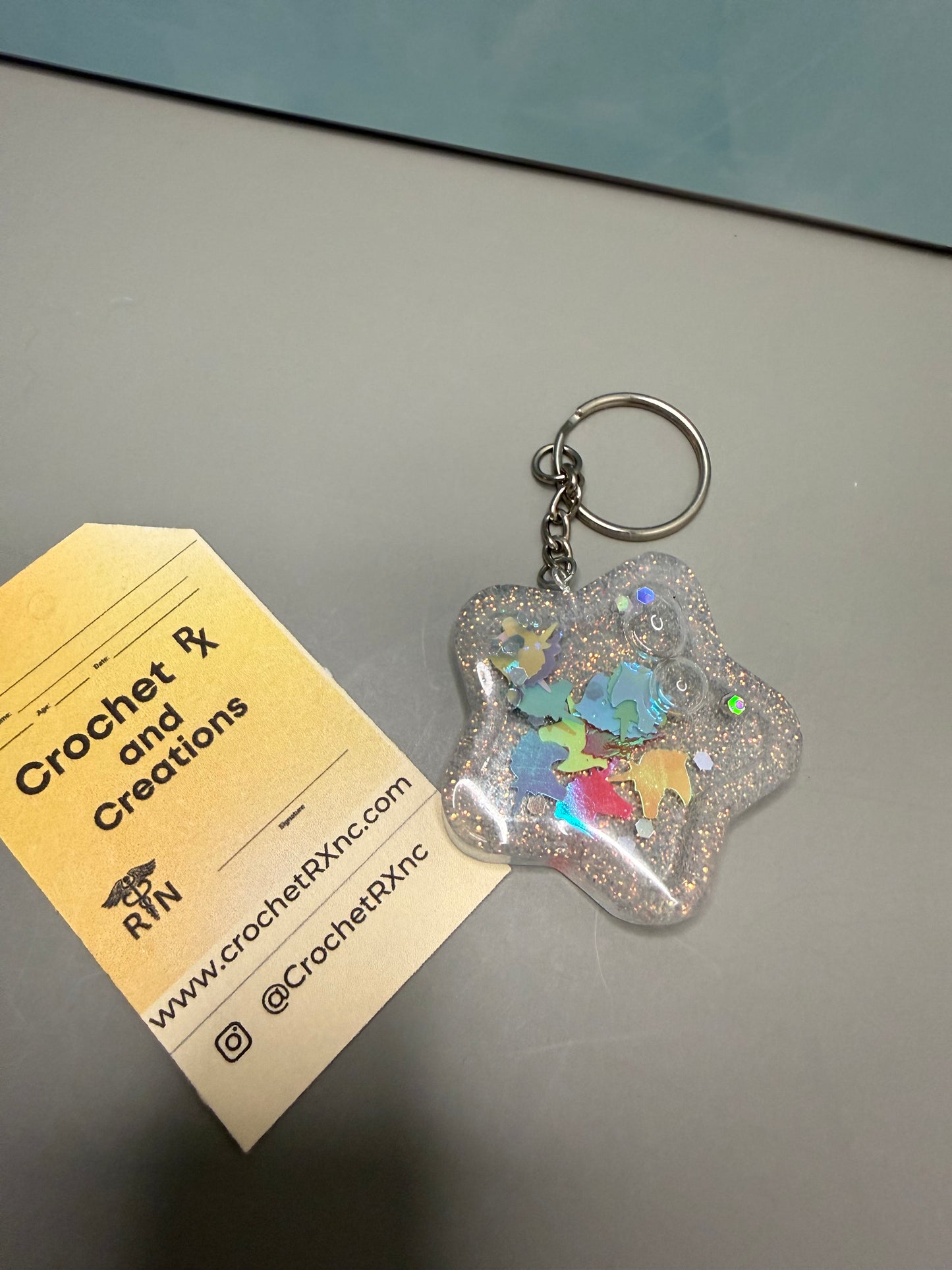 General Snow Globe Shaker Keychains