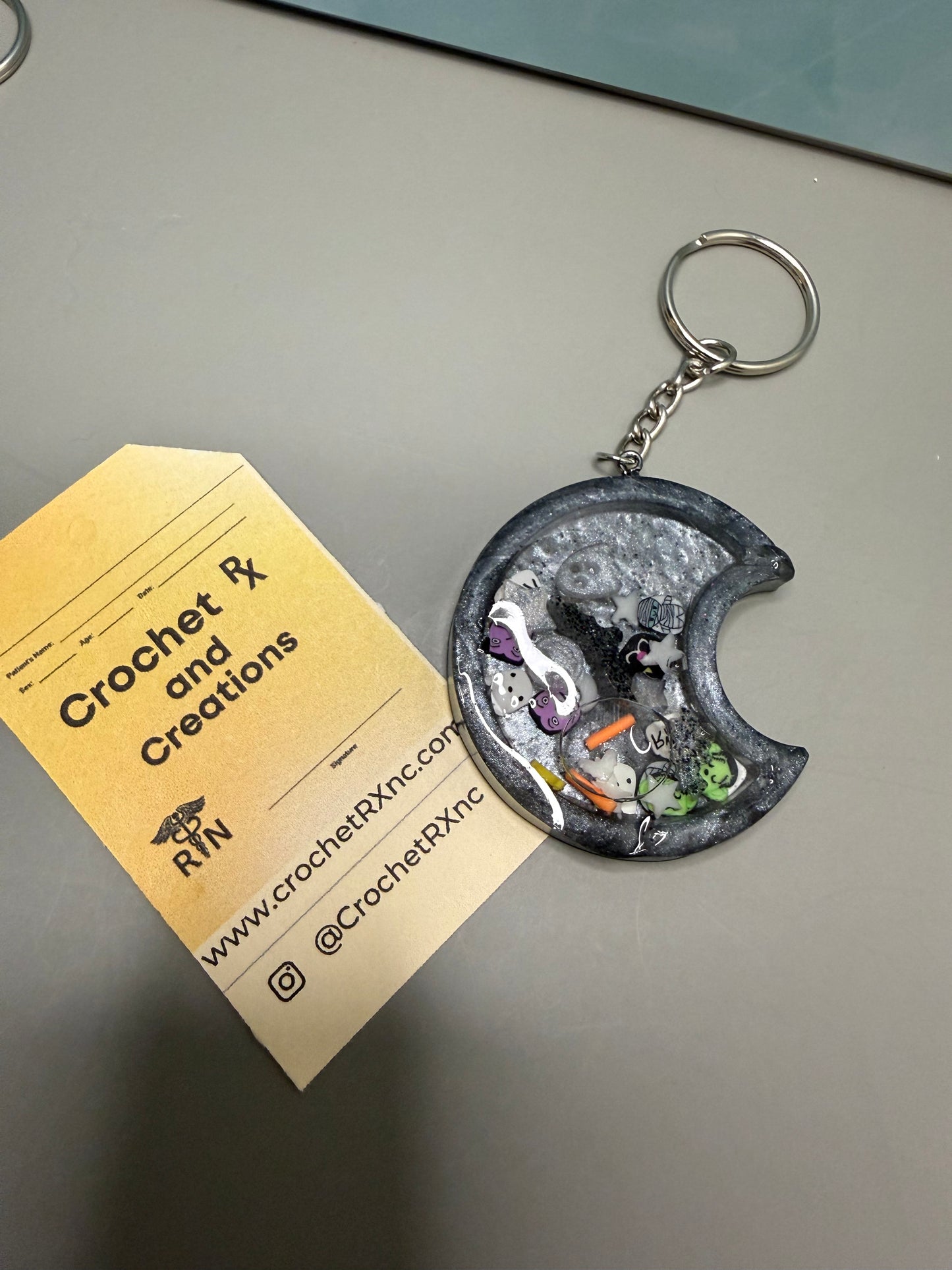 Halloween Snow Globe Shaker Keychains