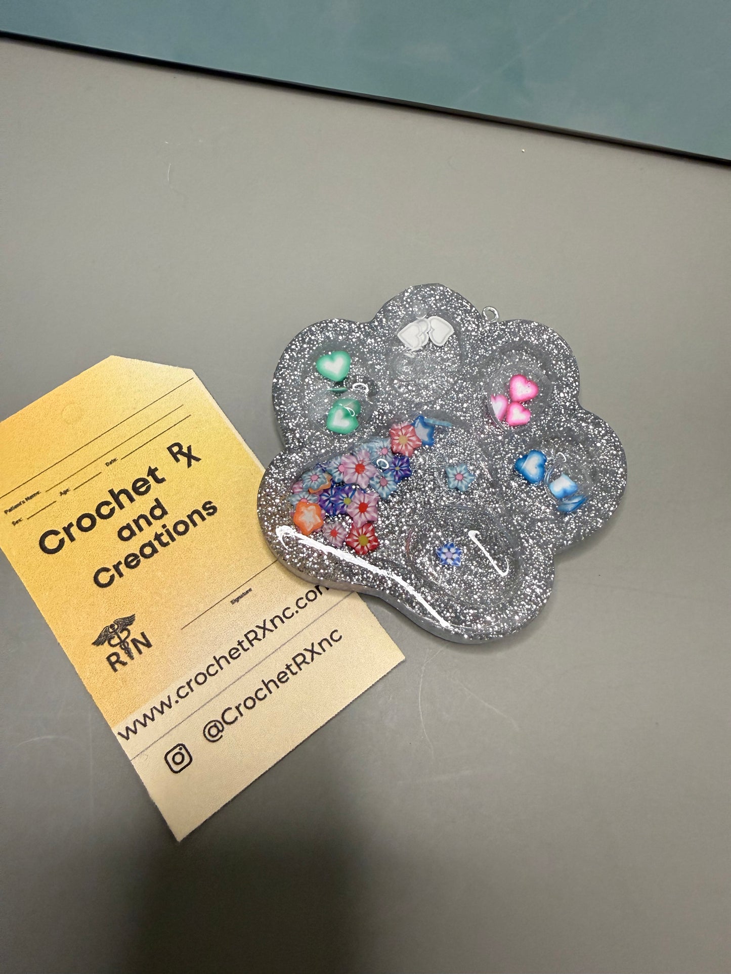 General Snow Globe Shaker Keychains